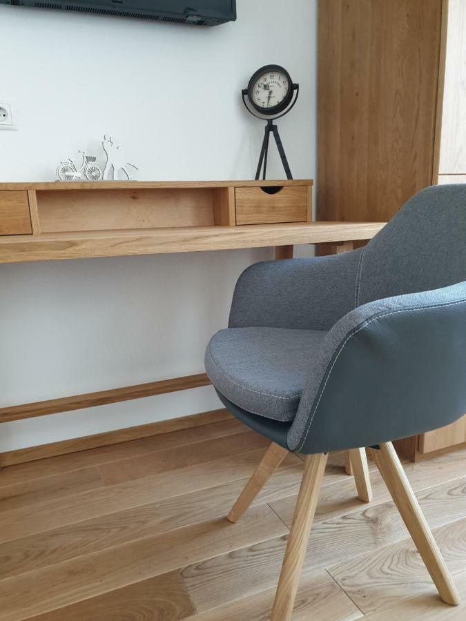 Beim Hooch. Egon Appartement Brucktal Buitenkant foto