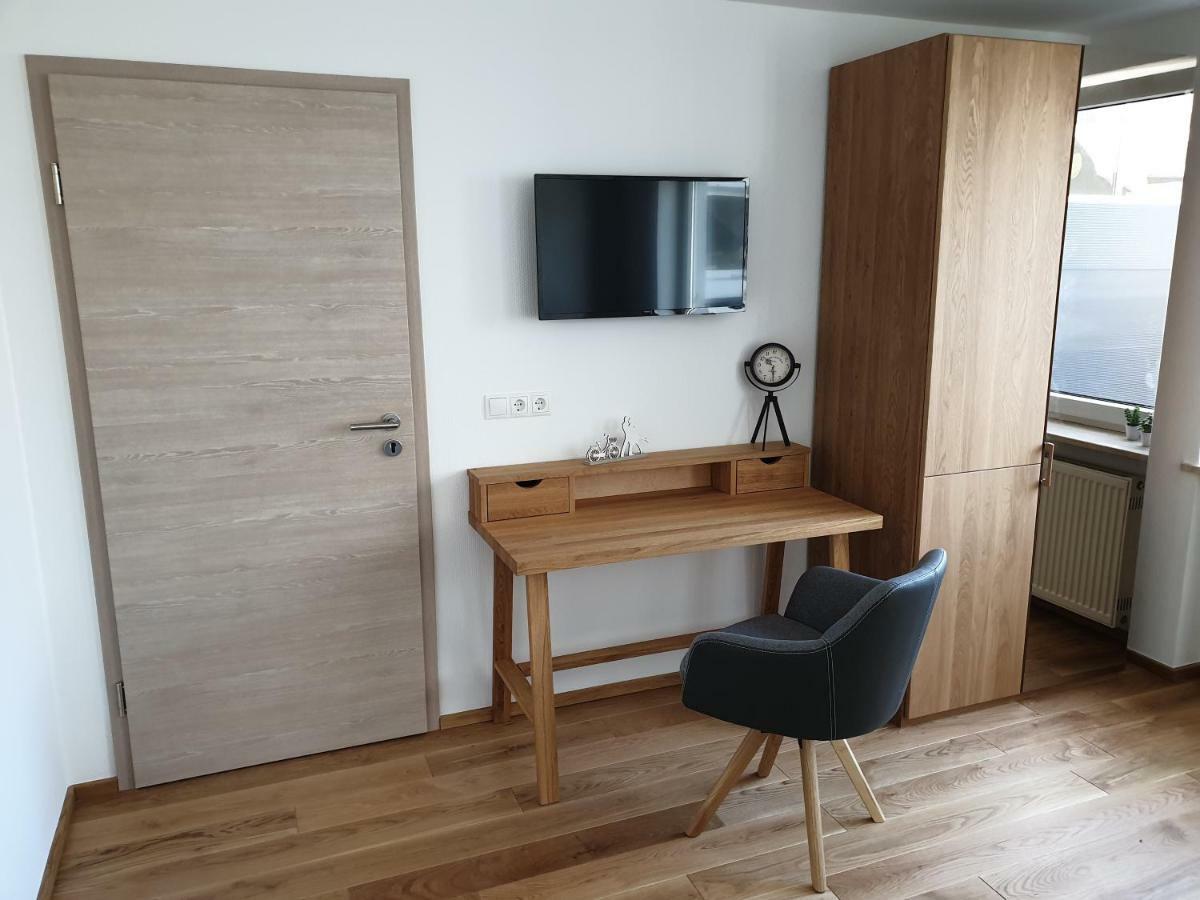 Beim Hooch. Egon Appartement Brucktal Buitenkant foto